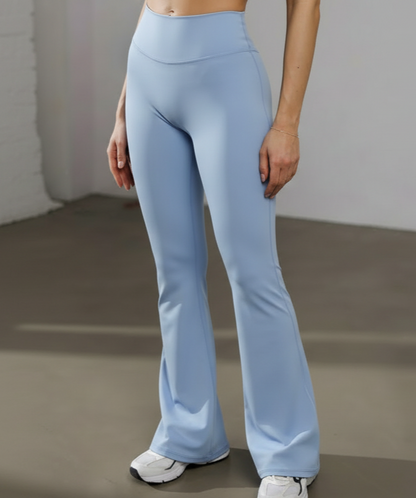 jasnoniebieski